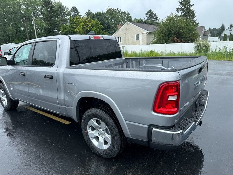 2025 RAM 1500 Big Horn Crew Cab 4x4 5