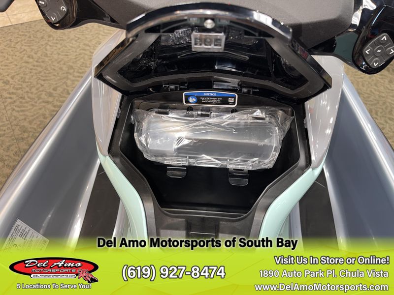 2024 Sea-Doo GTI SE 170 Image 11