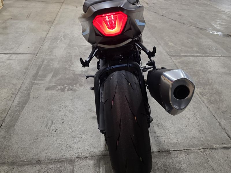 Used 2024 Suzuki GSXR1000R 