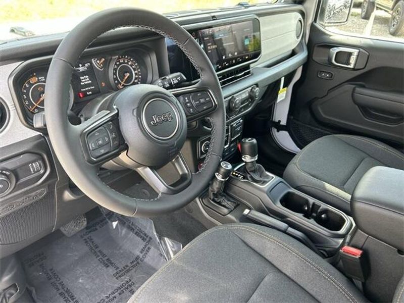 New 2026 Jeep Wrangler 4-door WillysImage 15