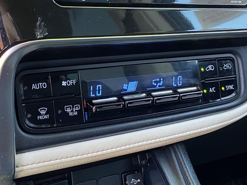 Used 2018 Toyota Corolla iM BaseImage 20