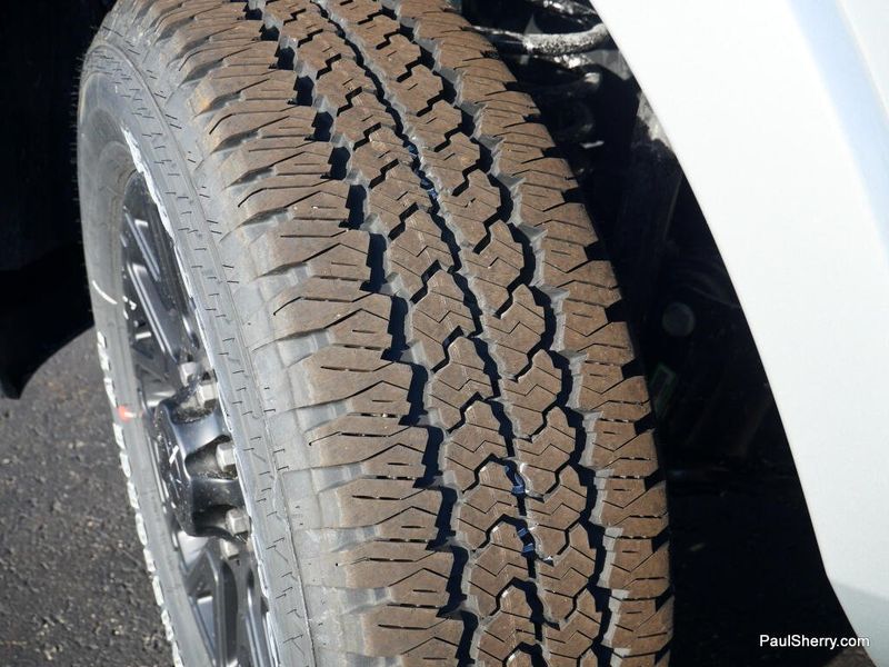 New 2026 RAM 2500 Limited Mega Cab 4x4 6'4' Box