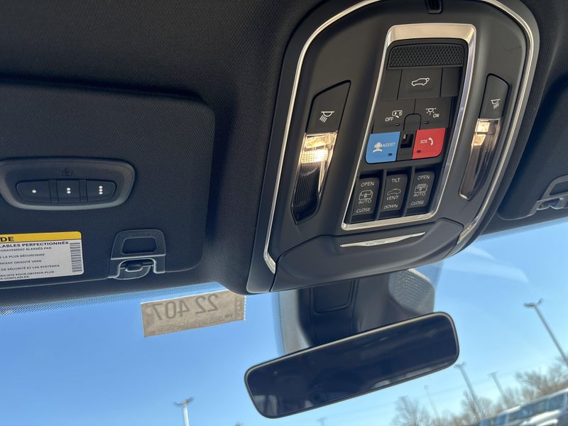 New 2026 Jeep Grand Cherokee Limited 4x4Image 39