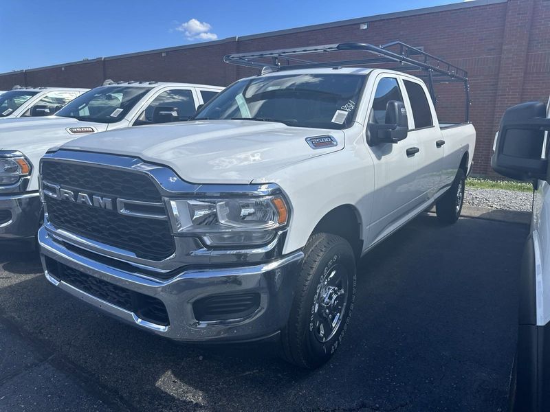 2024 RAM 2500 Tradesman Crew Cab 4x4 8