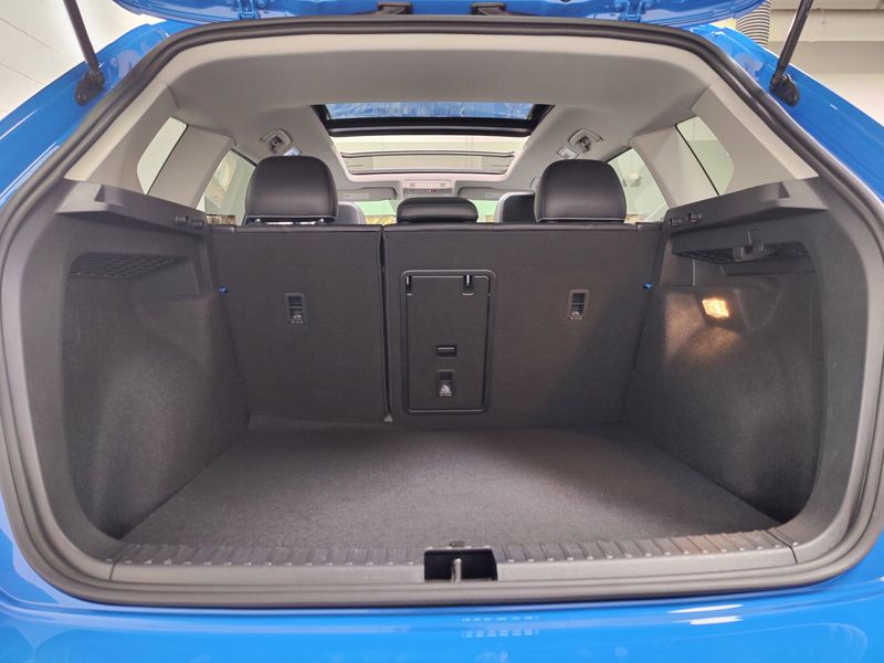 Used 2023 Volkswagen Taos SE AWD w/SunroofImage 13