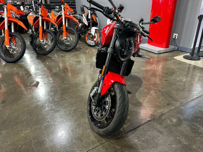 Used 2024 Ducati Monster Image 21