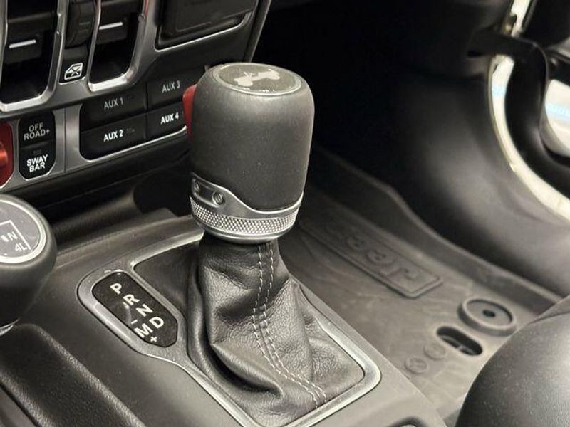 New 2025 Jeep Wrangler 4-door RubiconImage 19