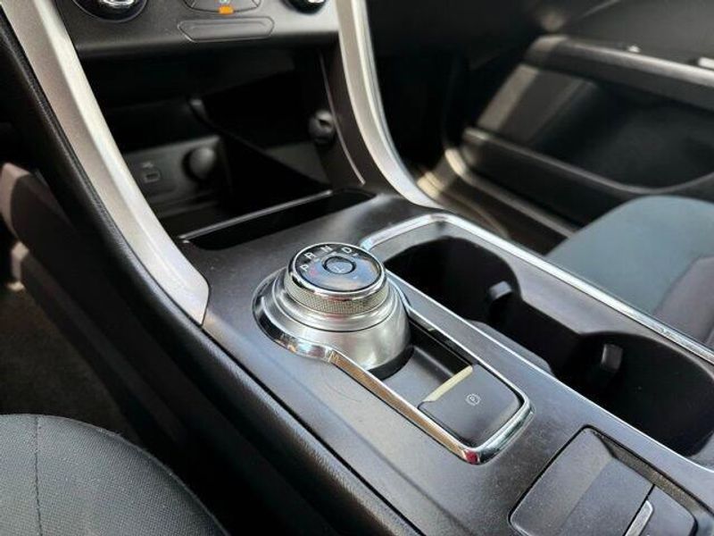 Used 2018 Ford Fusion SE