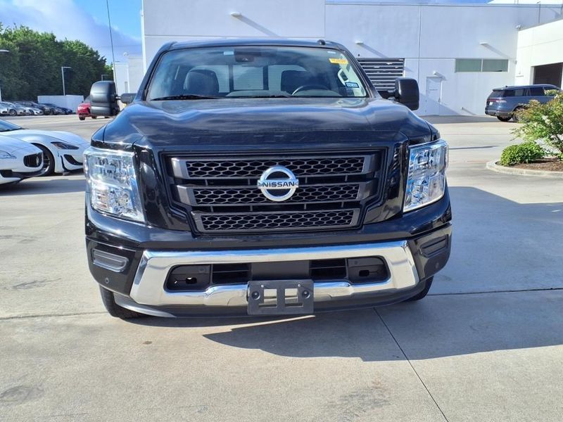 2021 Nissan Titan SVImage 17