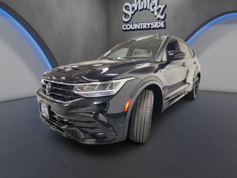 Used 2024 Volkswagen Tiguan SE AWD R-Line Black w/SunroofImage 12