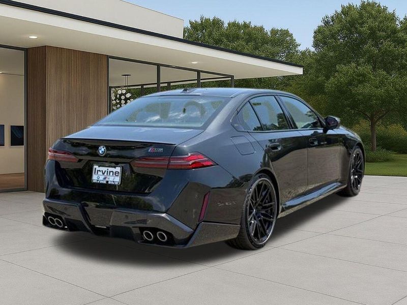 New 2026 BMW M5 BaseImage 8