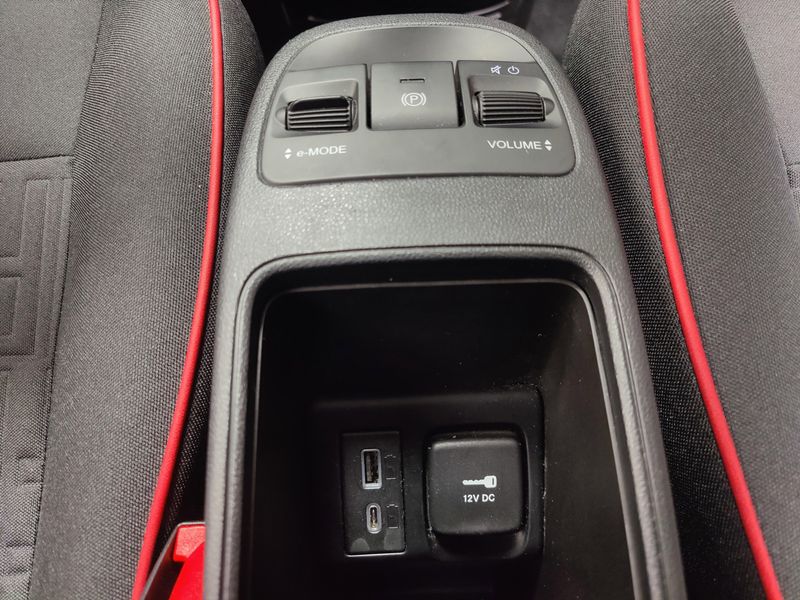 2024 Fiat 500e INSPI(RED)Image 19