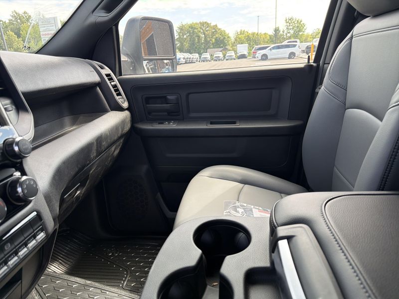 New 2026 RAM 5500 Tradesman Chassis Crew Cab 4x4 84