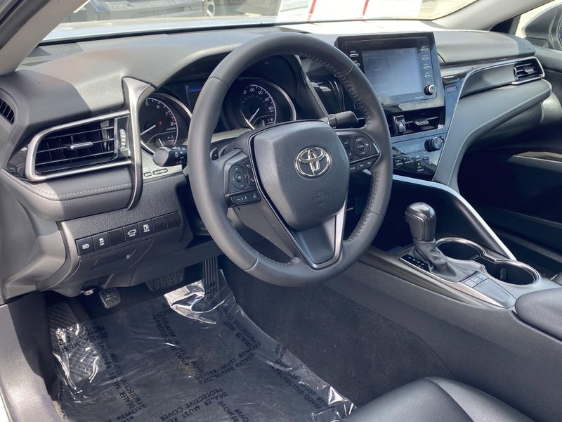 Used 2023 Toyota Camry SEImage 14