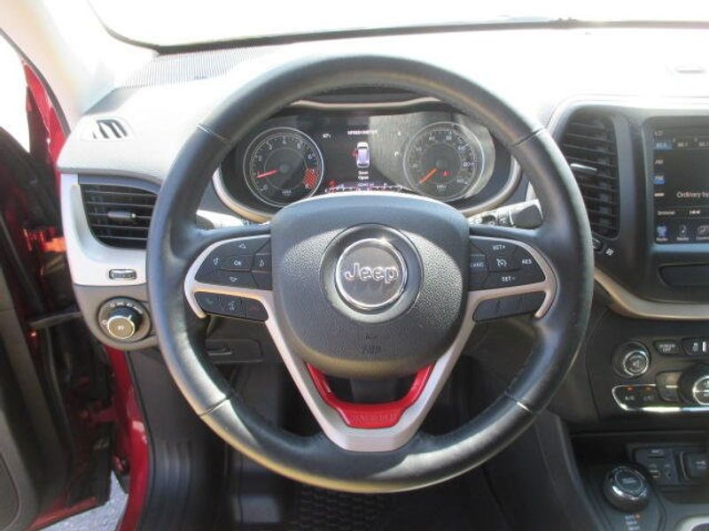 Used 2015 Jeep Cherokee LimitedImage 20
