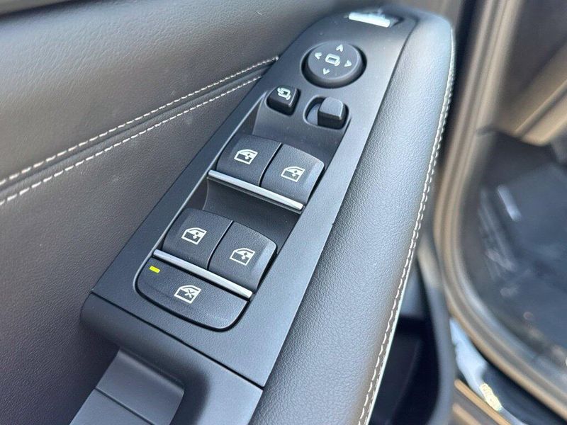 Used 2026 BMW X5 sDrive40iImage 19