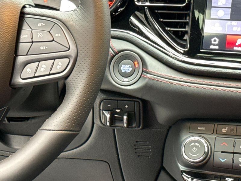 New 2026 Dodge Durango Gt Plus Awd Hemi V8Image 11