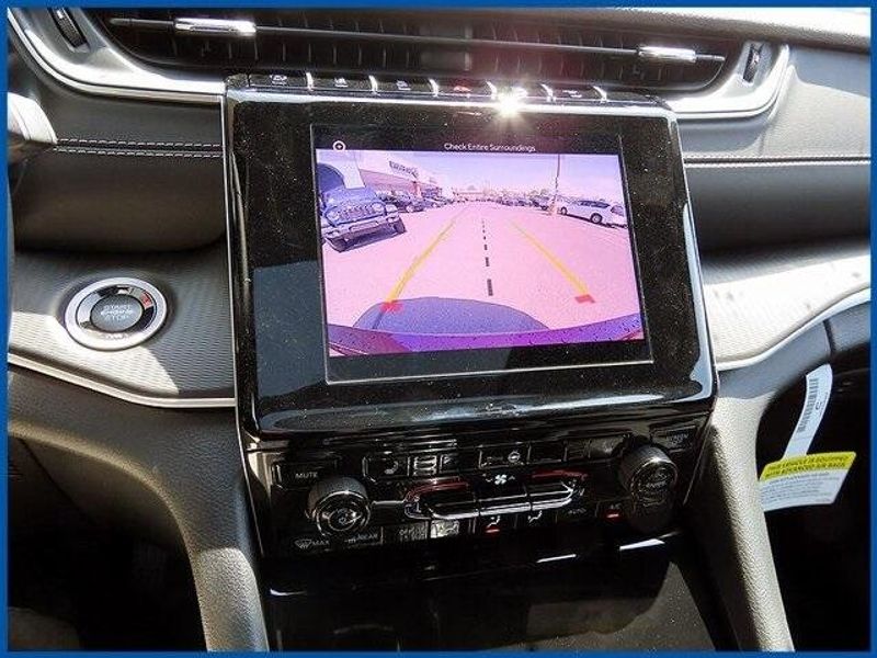 2025 Jeep Grand Cherokee AltitudeImage 19