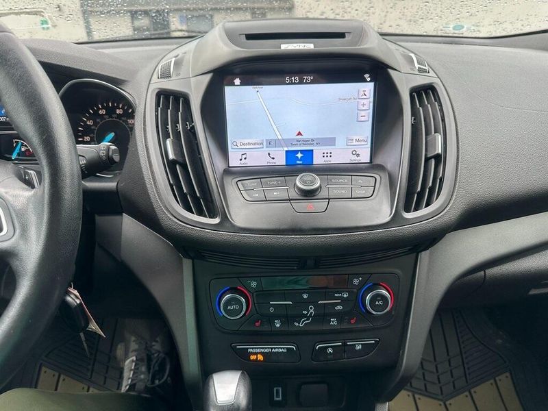 2017 Ford Escape SEImage 8