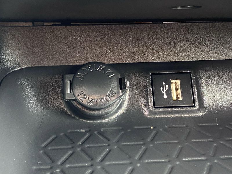 2024 Toyota RAV4 XLEImage 24