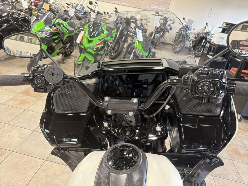 Used 2024 Harley-Davidson ROAD GLIDE CVO ST Image 23