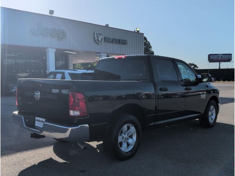 2023 RAM 1500 Classic SLTImage 5