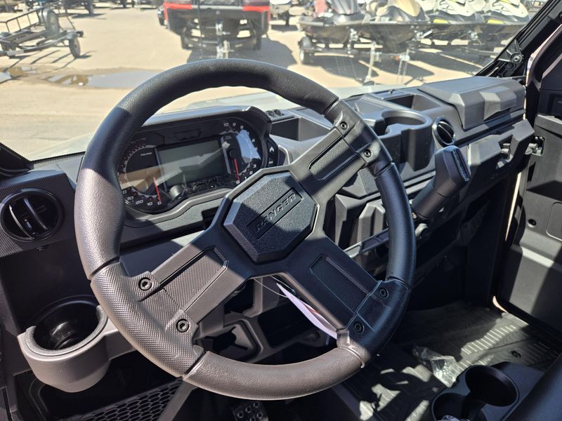 NEW 2027 POLARIS RANGER CREW XP 1000 CAB Image 20