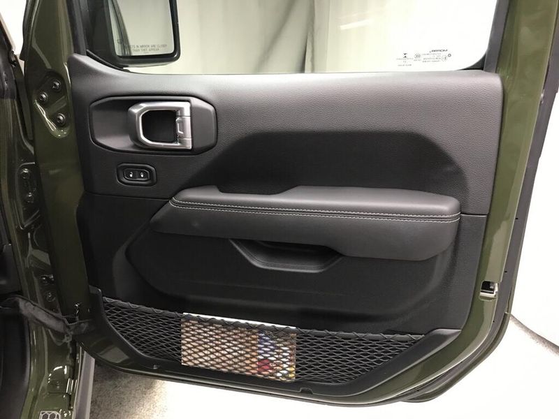 Used 2021 Jeep Wrangler Unlimited RubiconImage 20