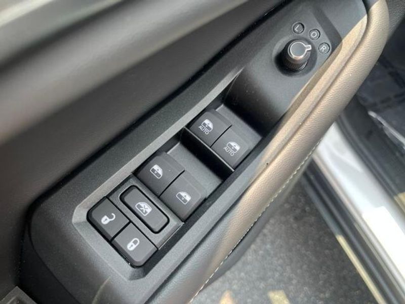 2025 Jeep Grand Cherokee Laredo X 4x4