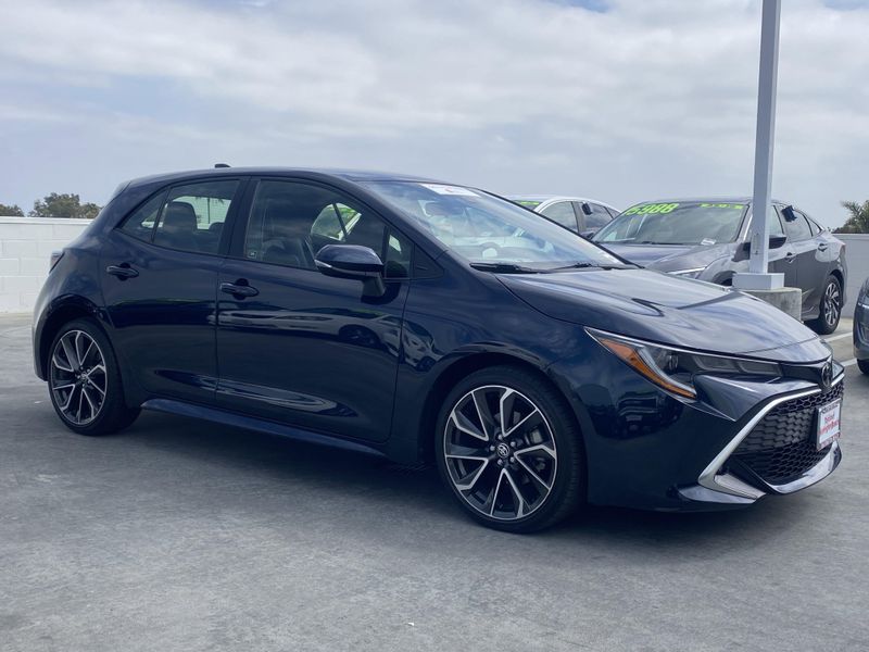 2022 Toyota Corolla Hatchback XSEImage 2