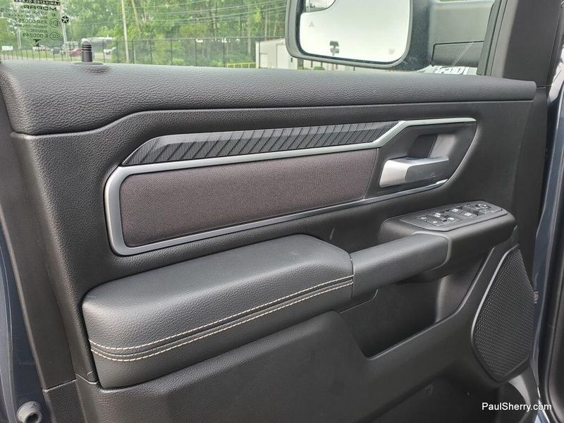 2025 RAM 1500 Big Horn Crew Cab 4x4 5