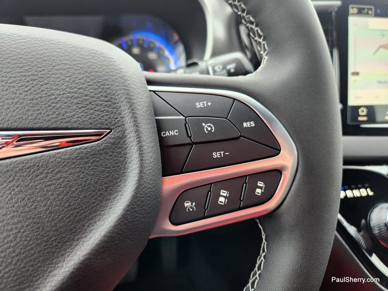 New 2026 Chrysler Voyager Lx