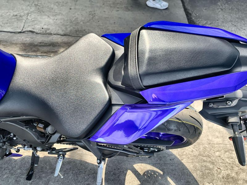 New 2025 Yamaha YZF-R9 Image 17