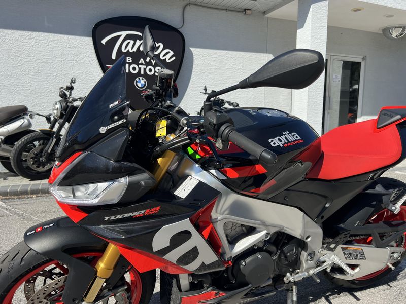 2021 Aprilia Tuono V4