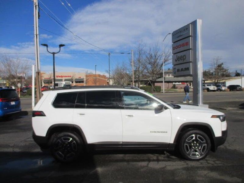 New 2026 Jeep Cherokee Limited 4x4Image 6