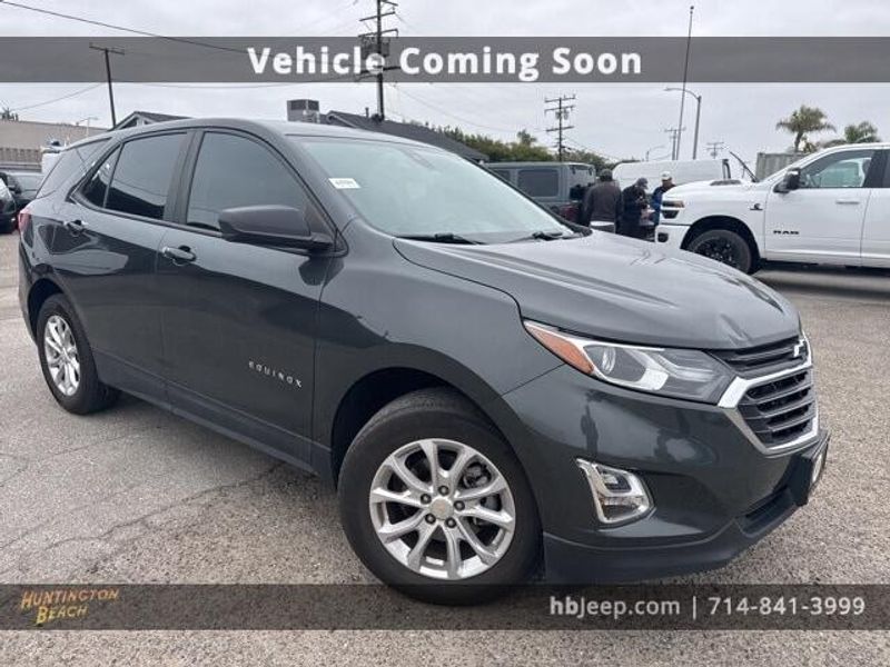2020 Chevrolet Equinox LSImage 3