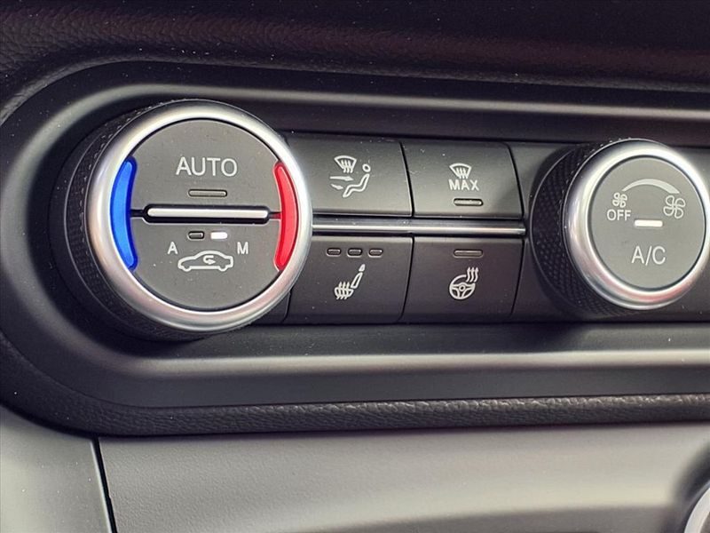 New 2026 Alfa Romeo Stelvio SprintImage 21