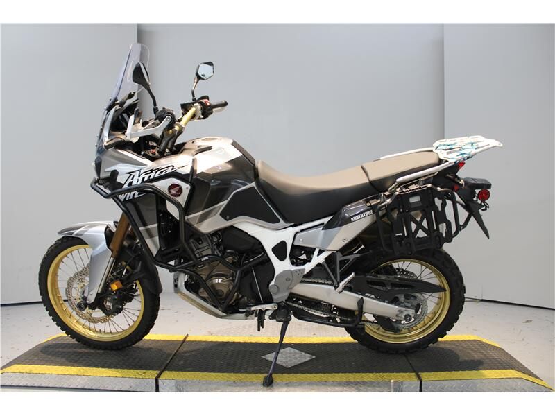 2019 Honda Africa TwinImage 2