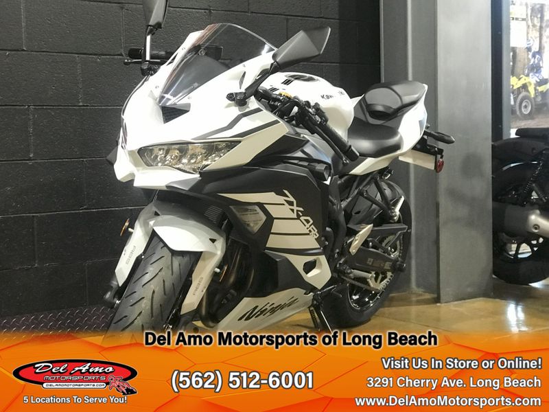2025 Kawasaki NINJA ZX-4RR ABS Image 11