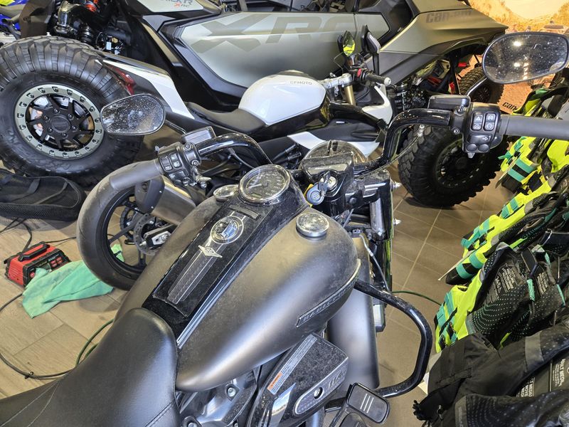 USED 2020 HARLEY ROAD KING SPECIAL Image 7