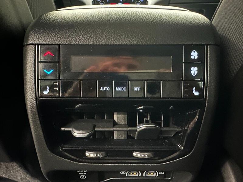 2023 Jeep Grand Cherokee L LimitedImage 27
