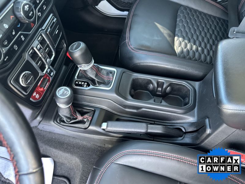 Used 2022 Jeep Gladiator RubiconImage 23