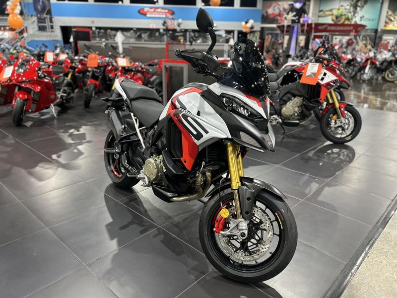 New 2025 Ducati MULTISTRADA V4 RS Image 5