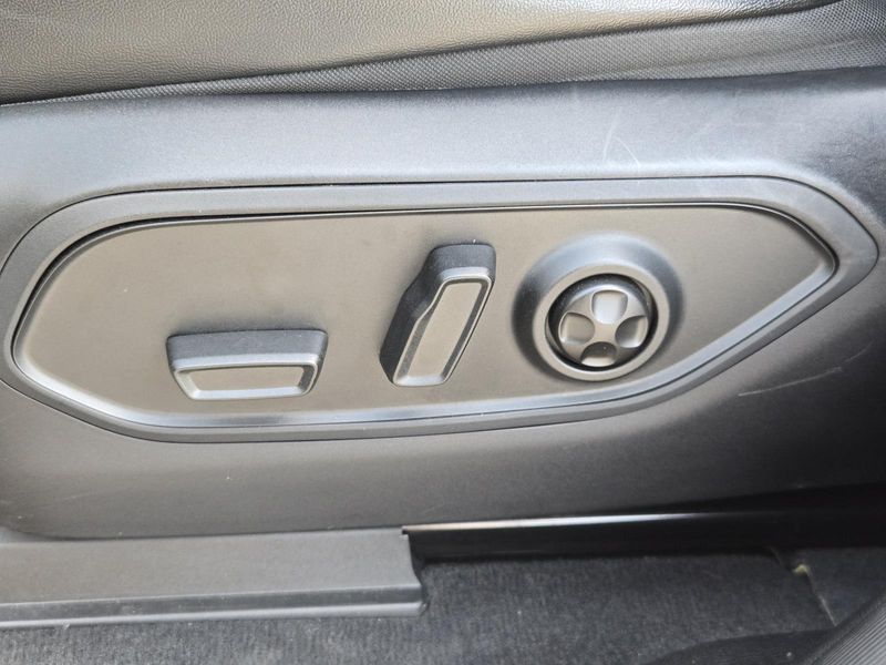 Used 2023 Jeep Grand Cherokee Altitude 4x4