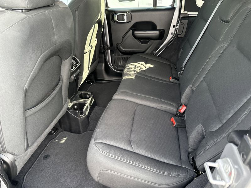 Used 2020 Jeep Wrangler Unlimited Sport SImage 14