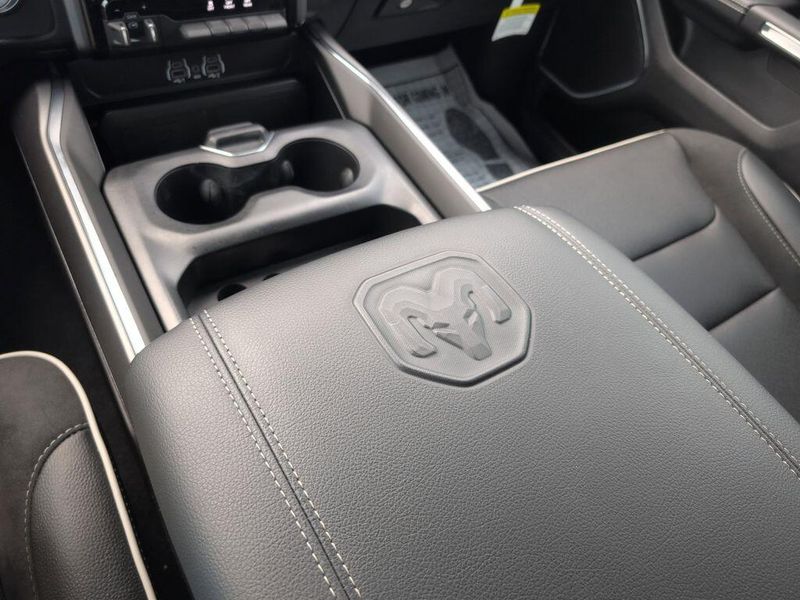 New 2025 RAM 1500 Laramie Crew Cab 4x4 5