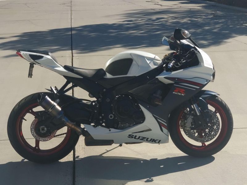 Used 2025 Suzuki GSX-R600 CA Image 18