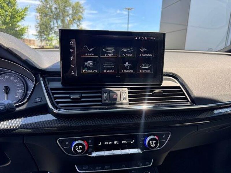 2022 Audi SQ5 Premium