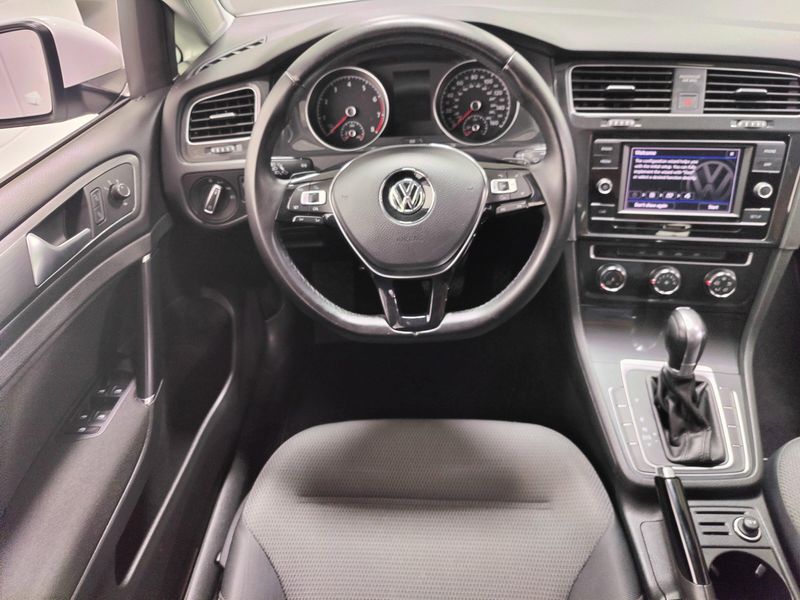 Used 2018 Volkswagen Golf SportWagen SImage 12