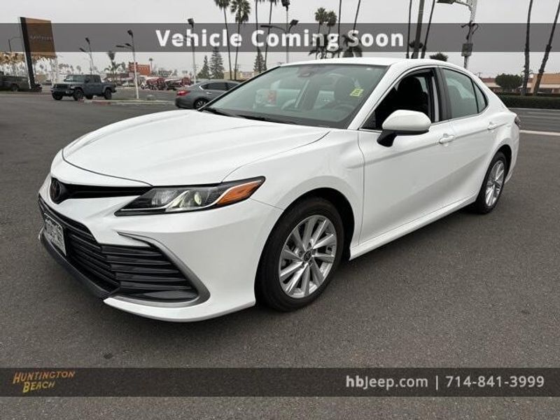 2022 Toyota Camry LEImage 1